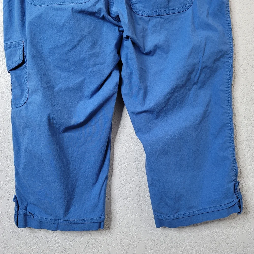 Gloria Vanderbilt bright blue cargo pedal pusher shorts drawstring waist